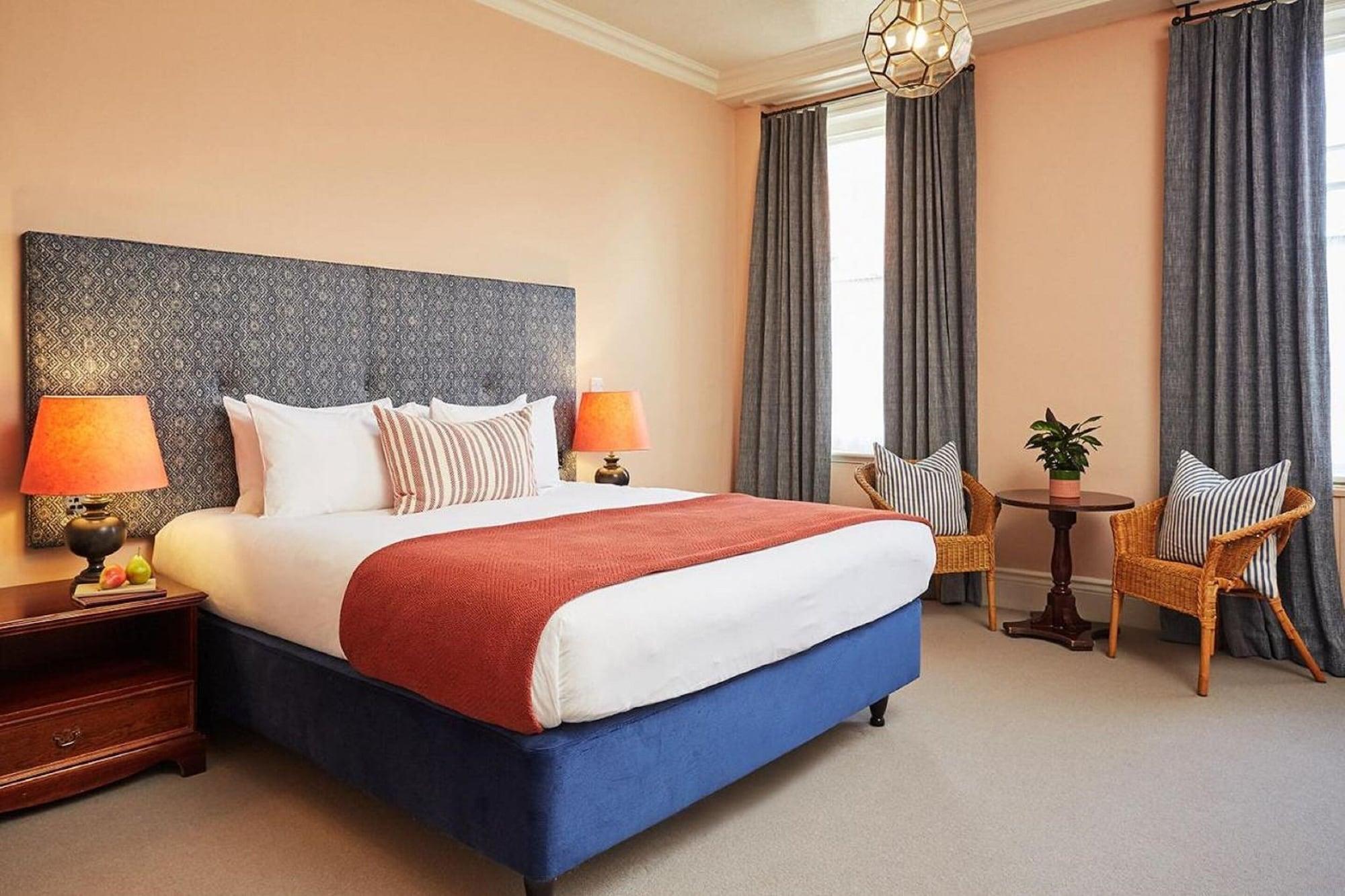 The Green Dragon Hotel Hereford Bagian luar foto