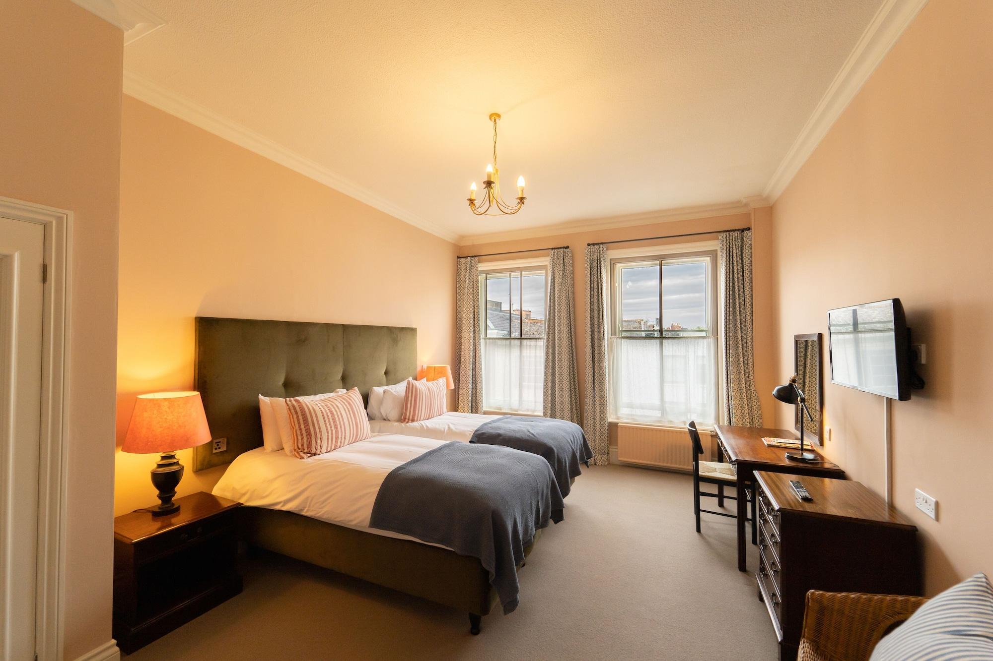 The Green Dragon Hotel Hereford Bagian luar foto
