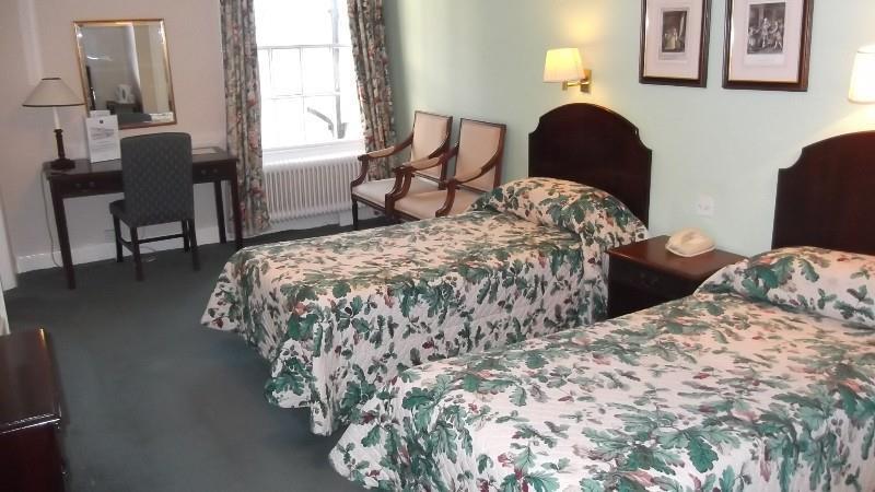 The Green Dragon Hotel Hereford Ruang foto