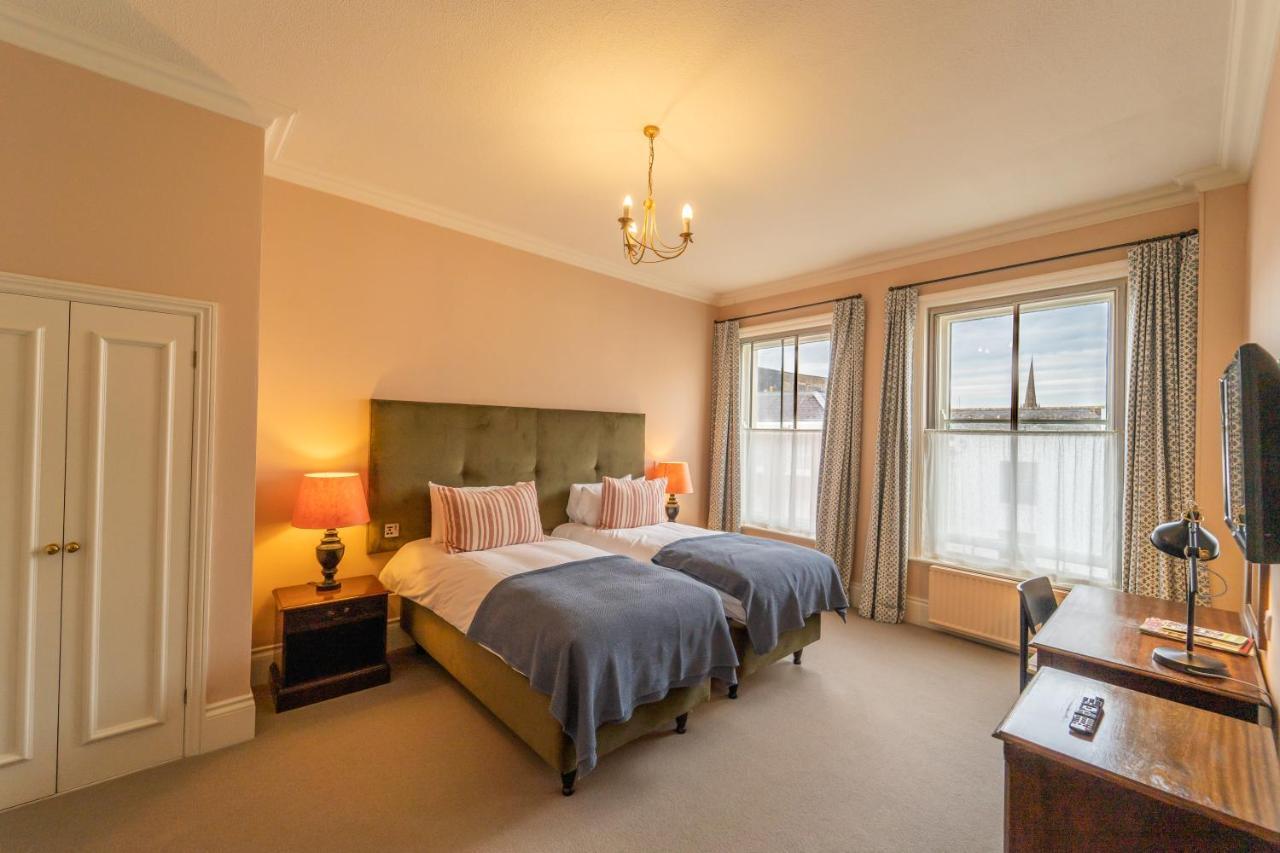 The Green Dragon Hotel Hereford Bagian luar foto